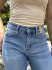 Elegant Light Blue Jeans for Effortless Chic