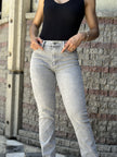 Urban Chic Light Grey Jeans with Effortless Style