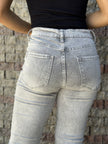 Urban Chic Light Grey Jeans with Effortless Style