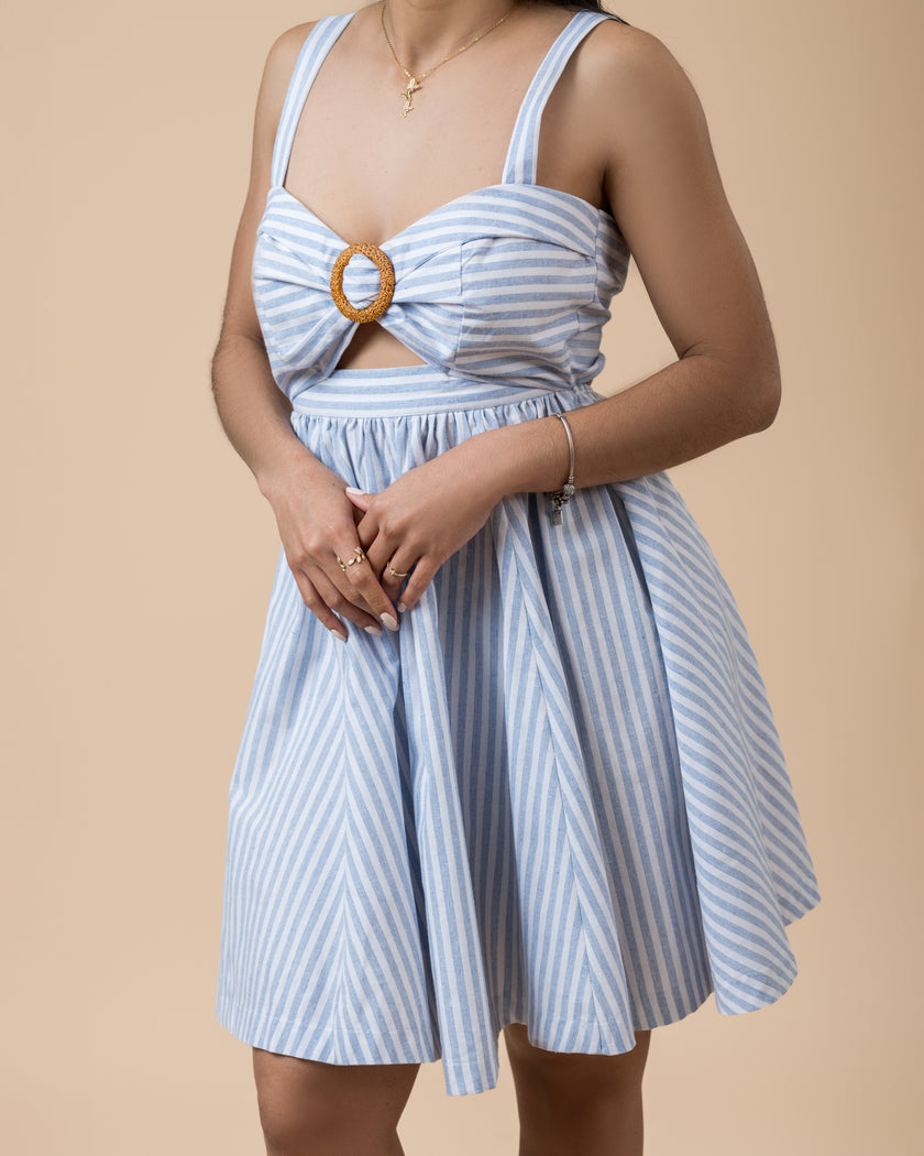 White/LT Blue Sleeveless Cut-out Waisted Tie Black Chest Mini Dress